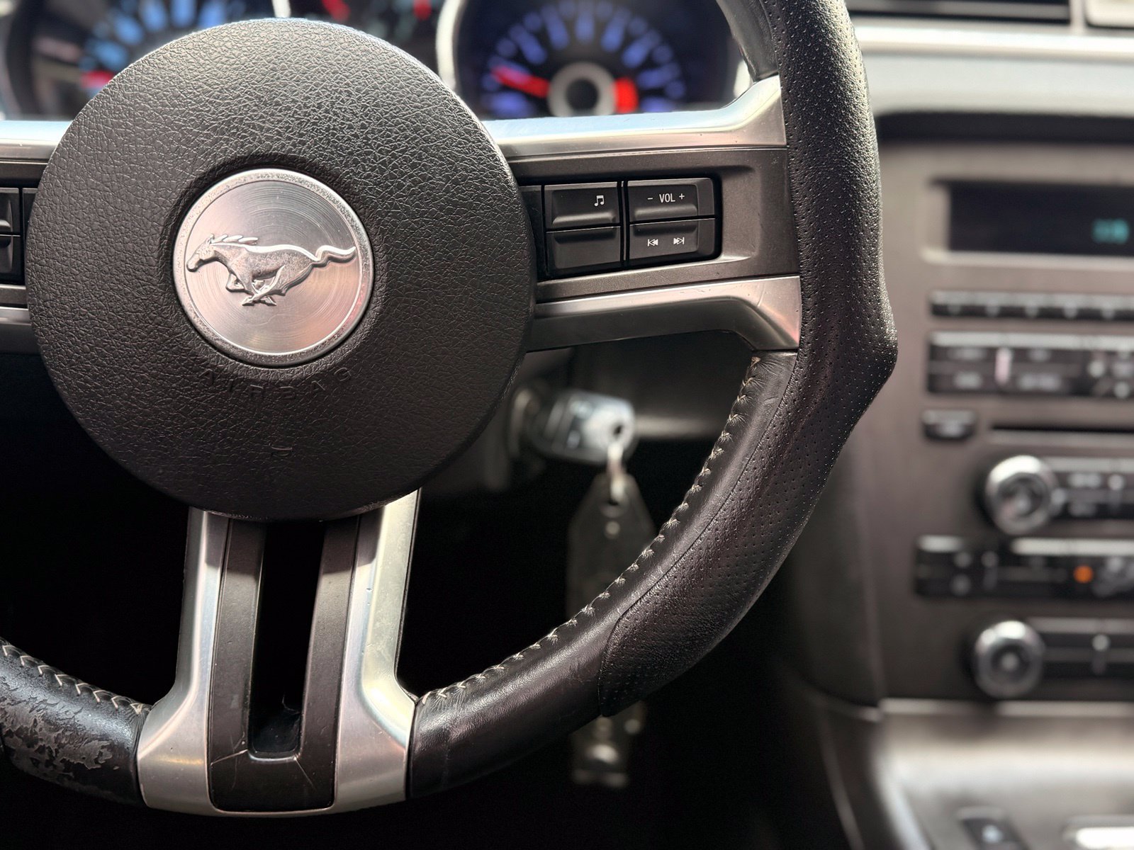 Used 2014 Ford Mustang GT RWD image 27