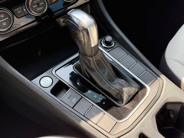 Used 2020 Volkswagen Jetta R-Line FWD image 26