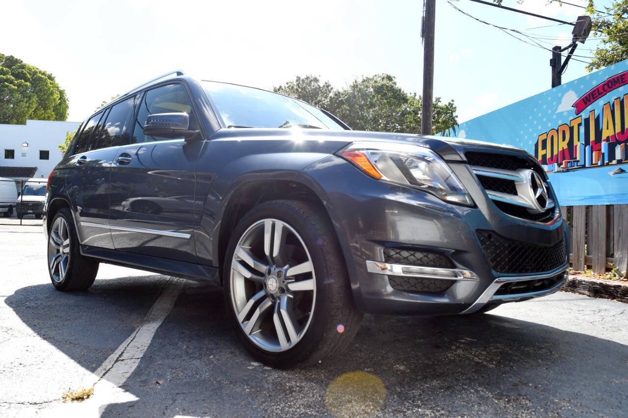 Used 2015 Mercedes-Benz GLK 350 2WD w/ Premium 1 Package image 40