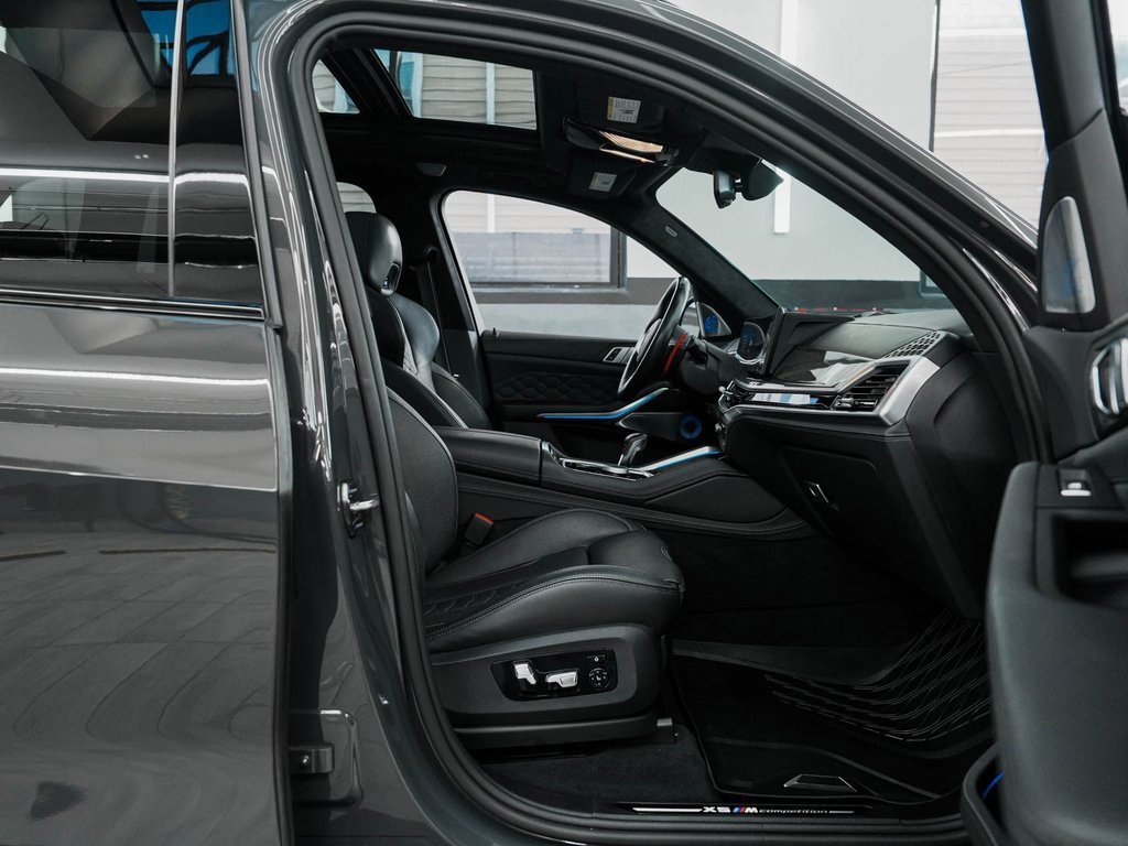 Used 2024 BMW X5 M Competition w/ Executive Package image 36