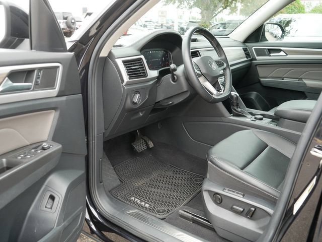 Certified 2023 Volkswagen Atlas SEL AWD/4WD image 12