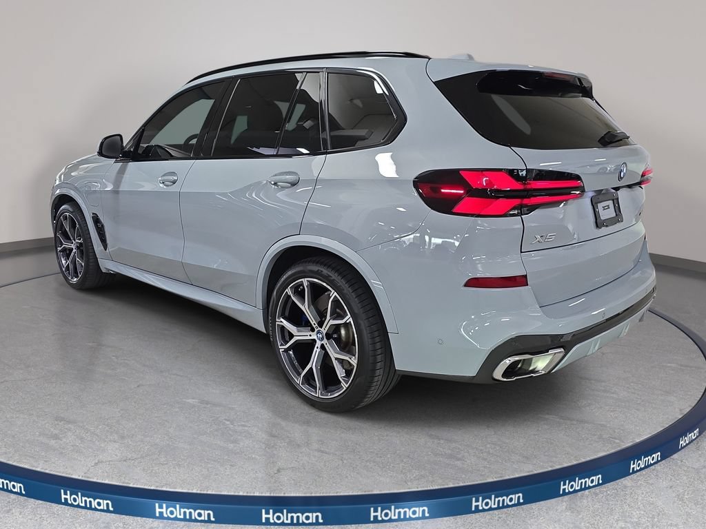 Certified 2024 BMW X5 xDrive50e w/ M Sport Package AWD/4WD image 8
