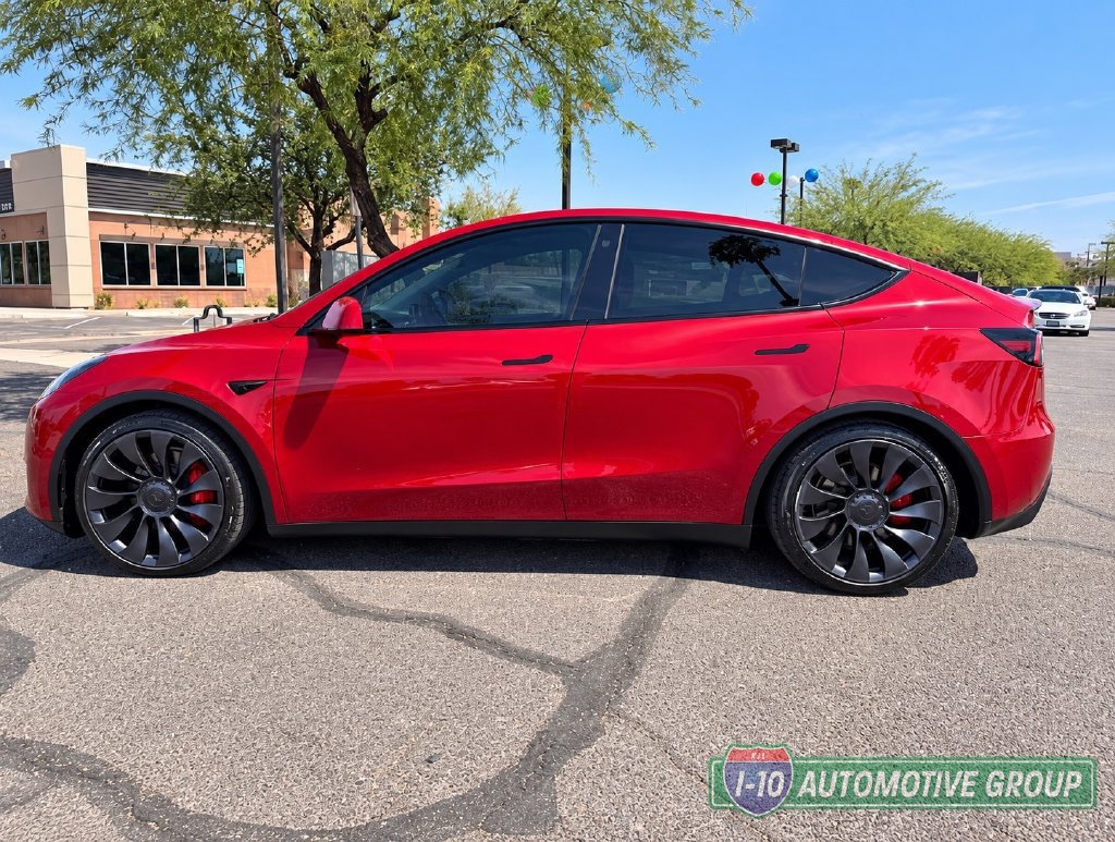Used 2023 Tesla Model Y Performance AWD/4WD image 36