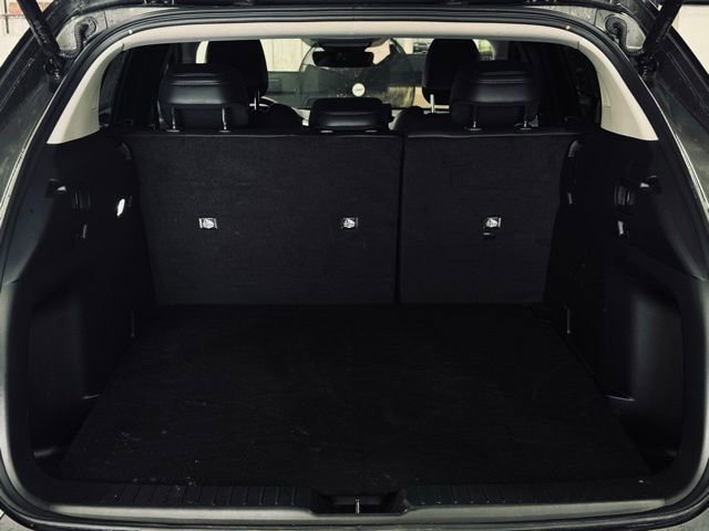 Used 2025 MAZDA CX-50 AWD 2.5 S w/ Premium Plus Pkg image 10