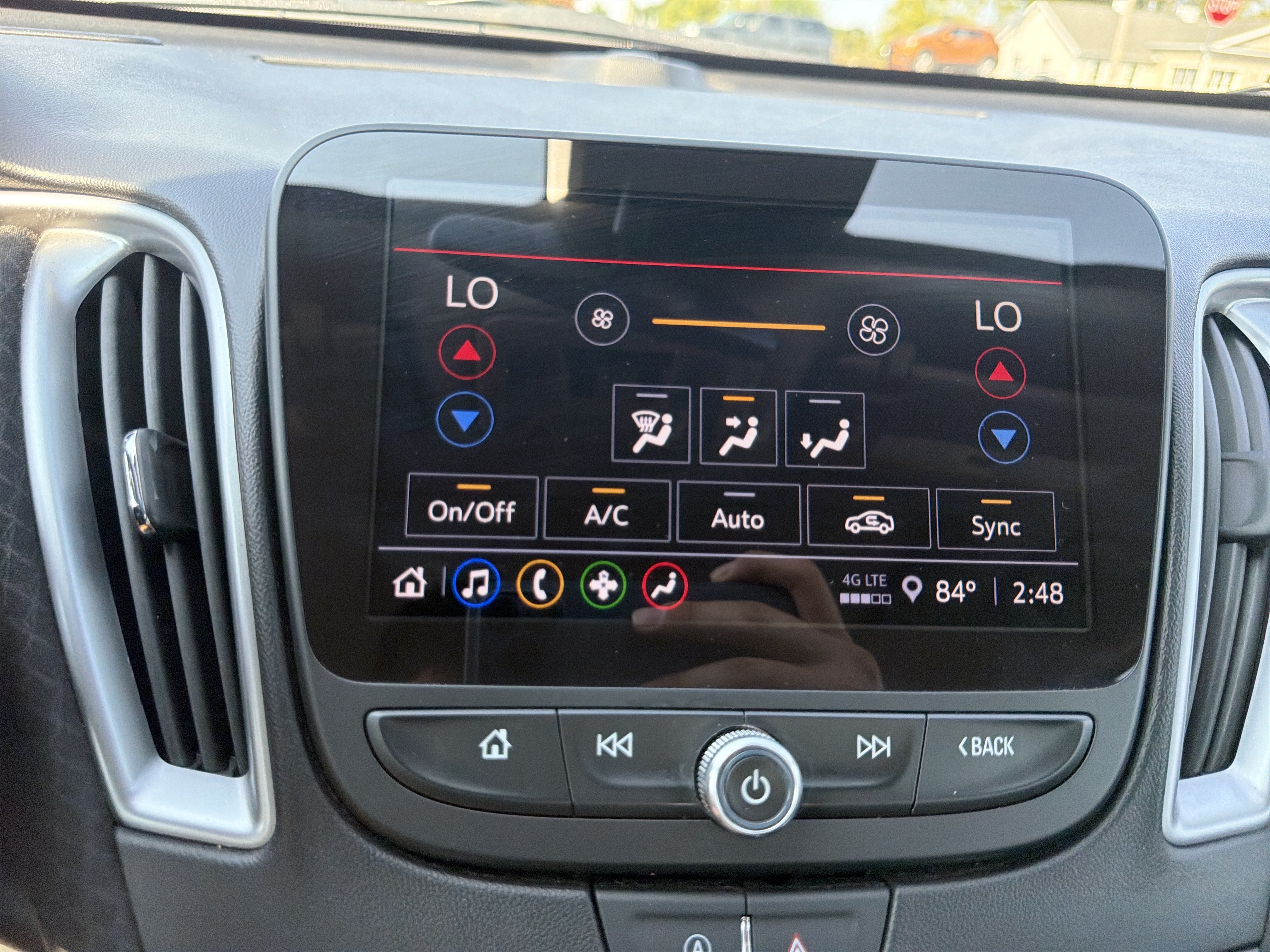 Used 2024 Chevrolet Malibu LT FWD image 25