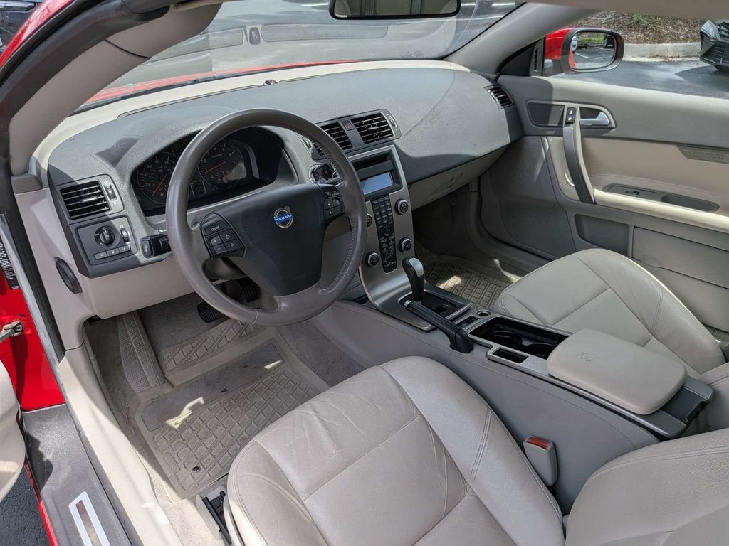 Used 2009 Volvo C70 T5 FWD image 26