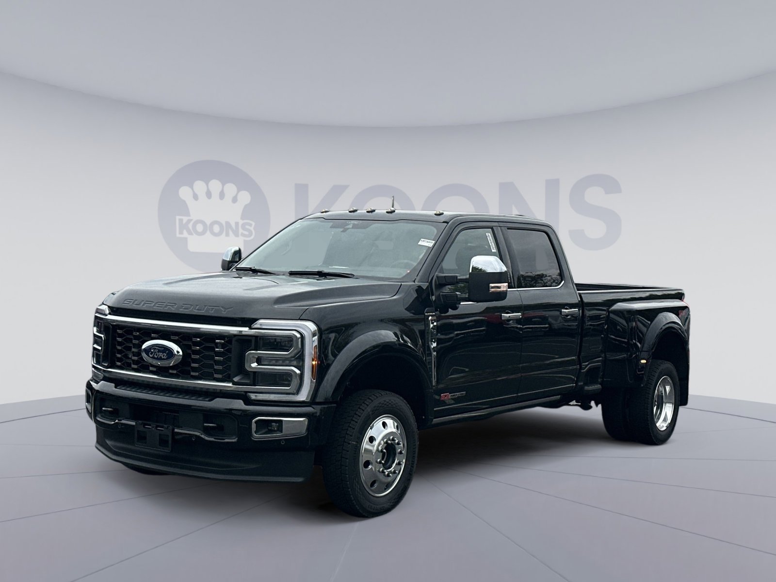 New 2026 Ford F450 Platinum w/ Platinum Plus Package