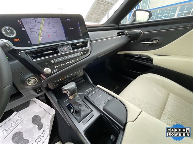Used 2022 Lexus ES 350 Ultra Luxury image 15