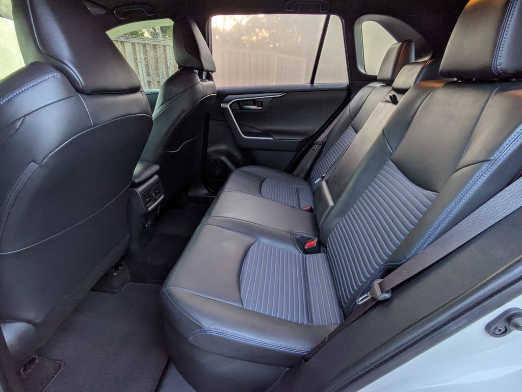 Used 2019 Toyota RAV4 XSE AWD/4WD image 15