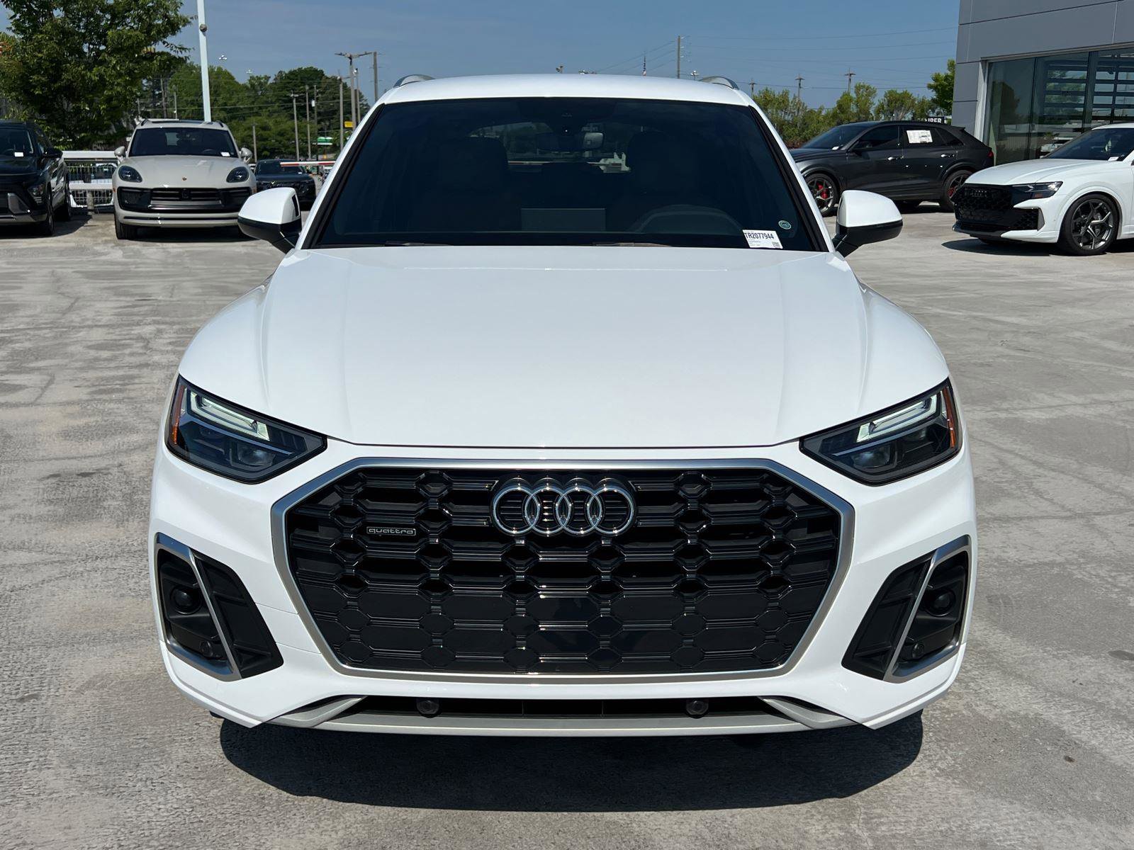 Certified 2024 Audi Q5 2.0T Premium AWD/4WD image 2