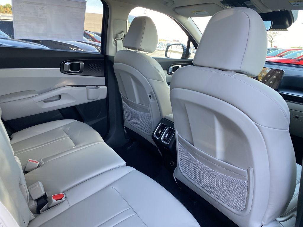 New 2026 Kia Sorento S FWD image 24