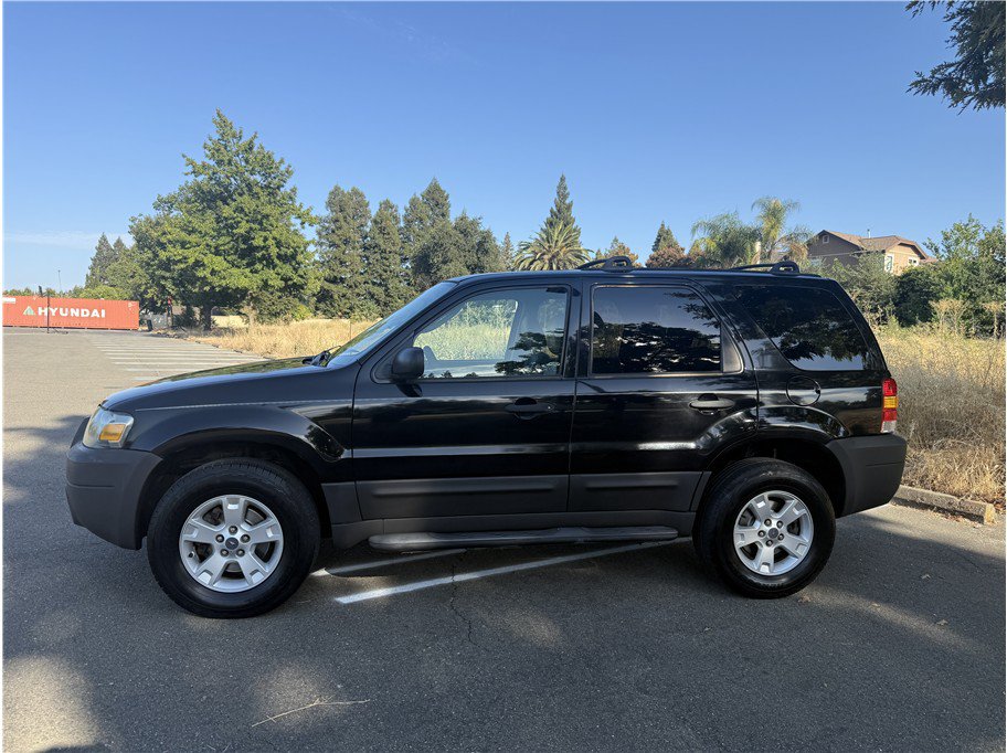 Used 2007 Ford Escape XLT AWD/4WD image 2