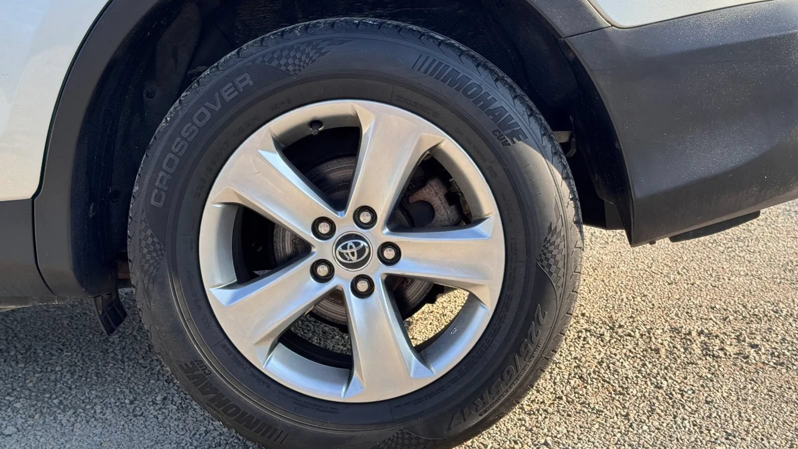 Used 2015 Toyota RAV4 XLE FWD image 13