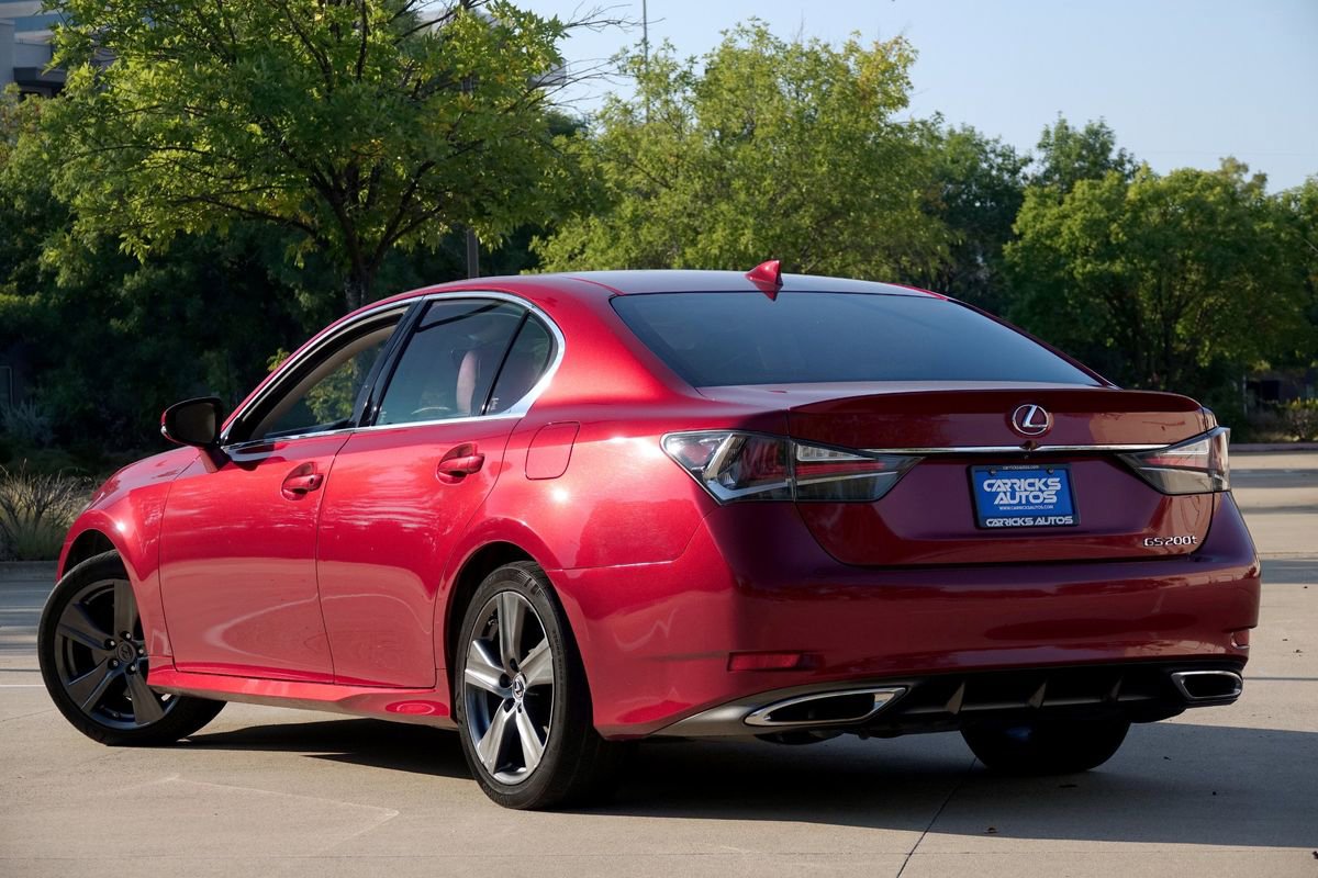 Used 2016 Lexus GS 200t image 4