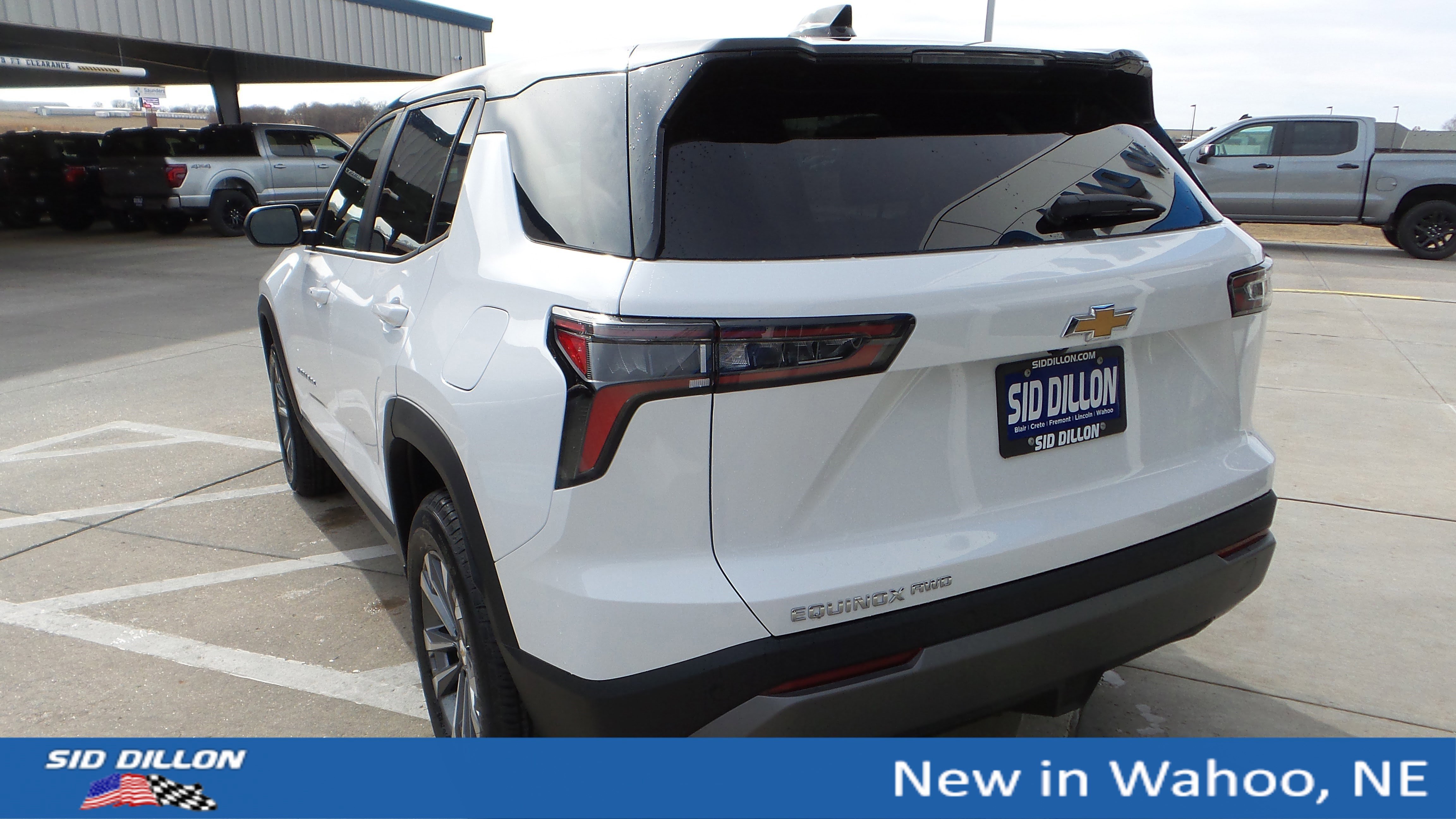 New 2026 Chevrolet Equinox LT w/ Convenience Package II image 3