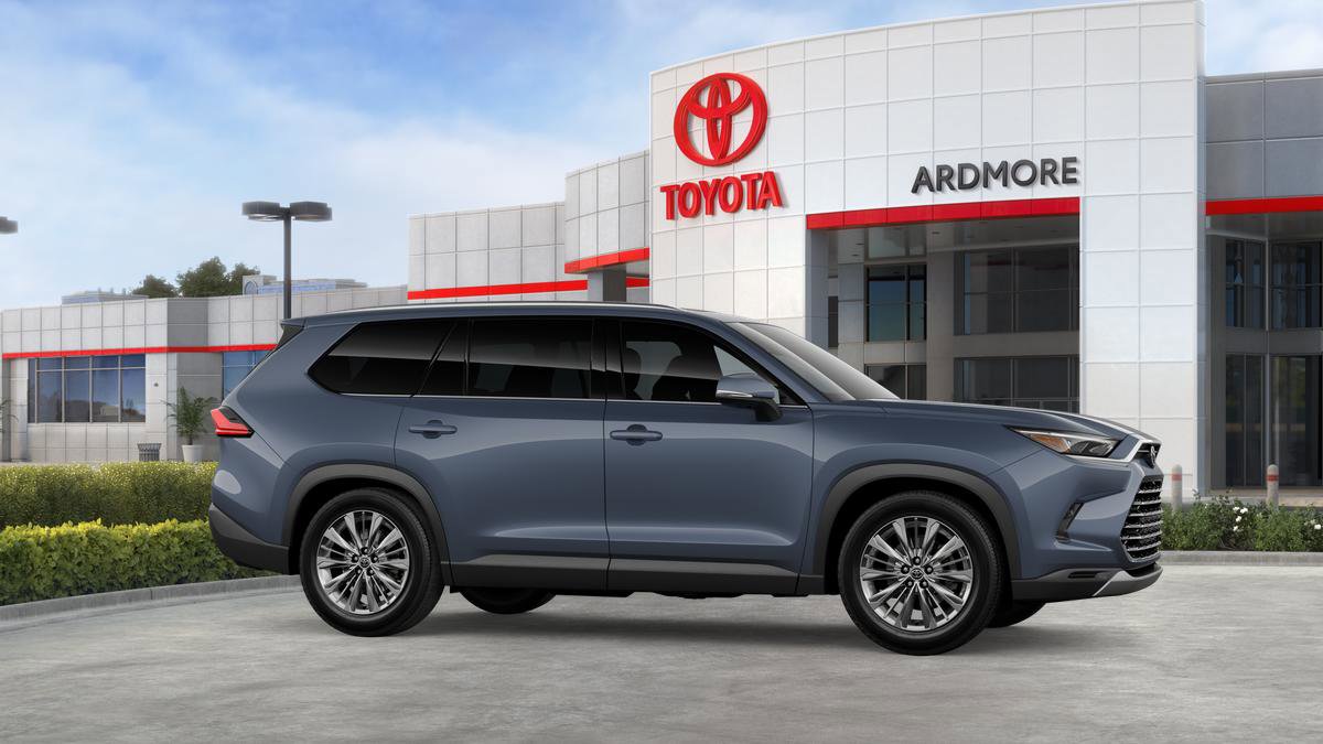 New 2026 Toyota Grand Highlander Platinum image 33