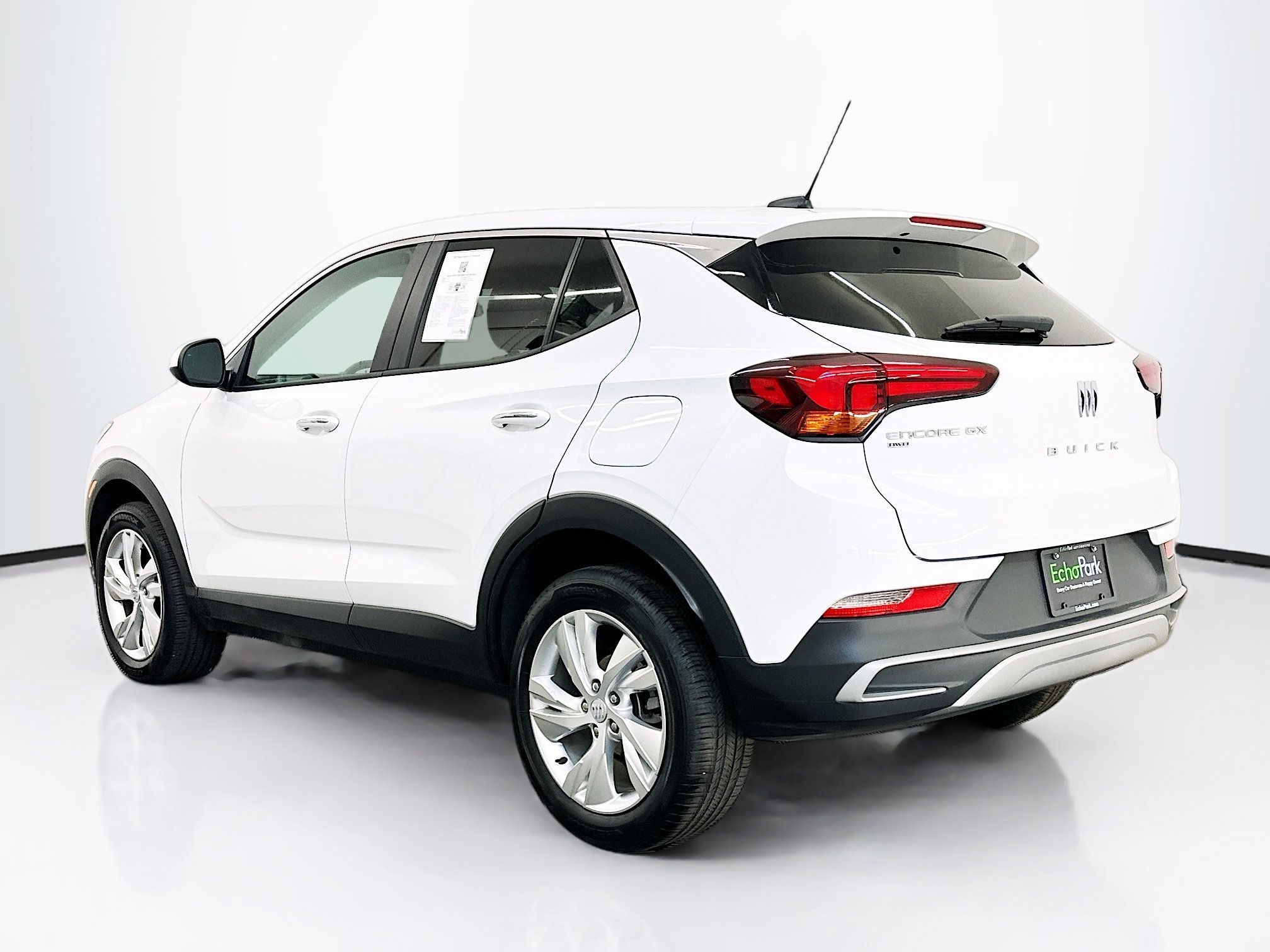 Used 2025 Buick Encore GX Preferred AWD/4WD image 5