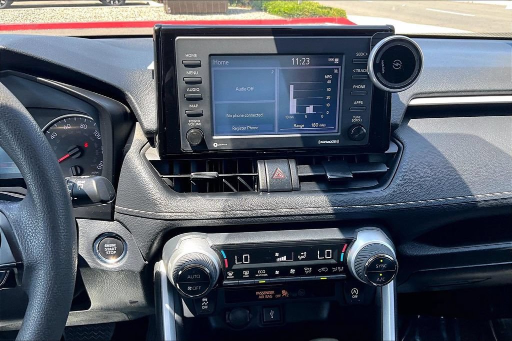 Used 2022 Toyota RAV4 XLE w/ Convenience Package FWD image 8