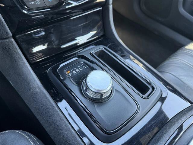 Used 2019 Chrysler 300 S image 16