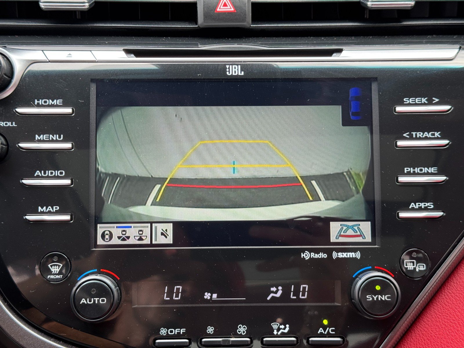 Used 2019 Toyota Camry XSE FWD image 26