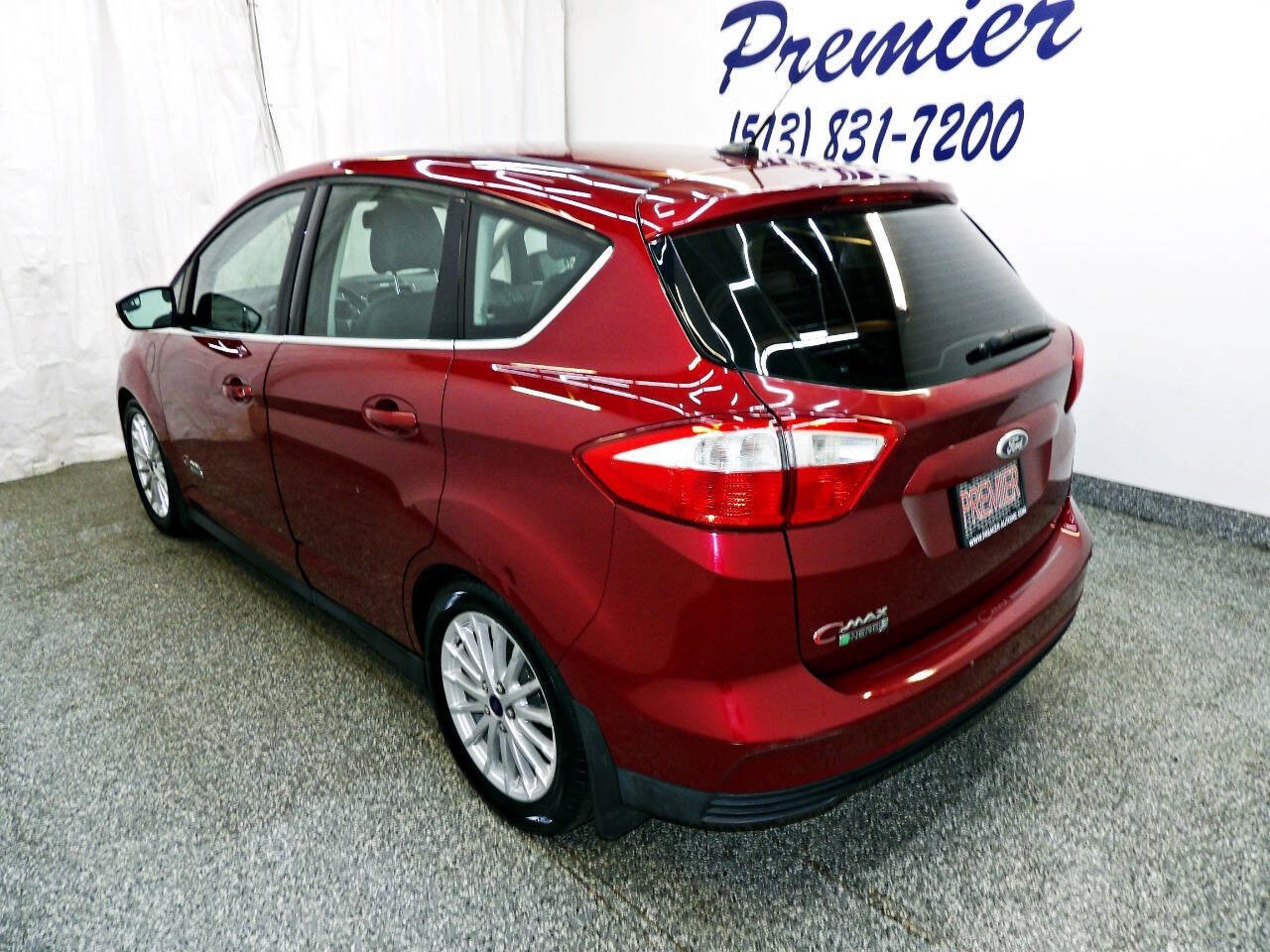 Used 2016 Ford C-MAX Energi SEL w/ Equipment Group 302A FWD image 4