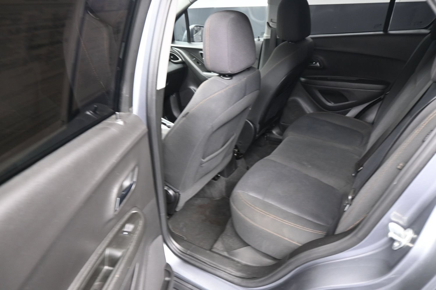 Used 2020 Chevrolet Trax LS FWD image 17