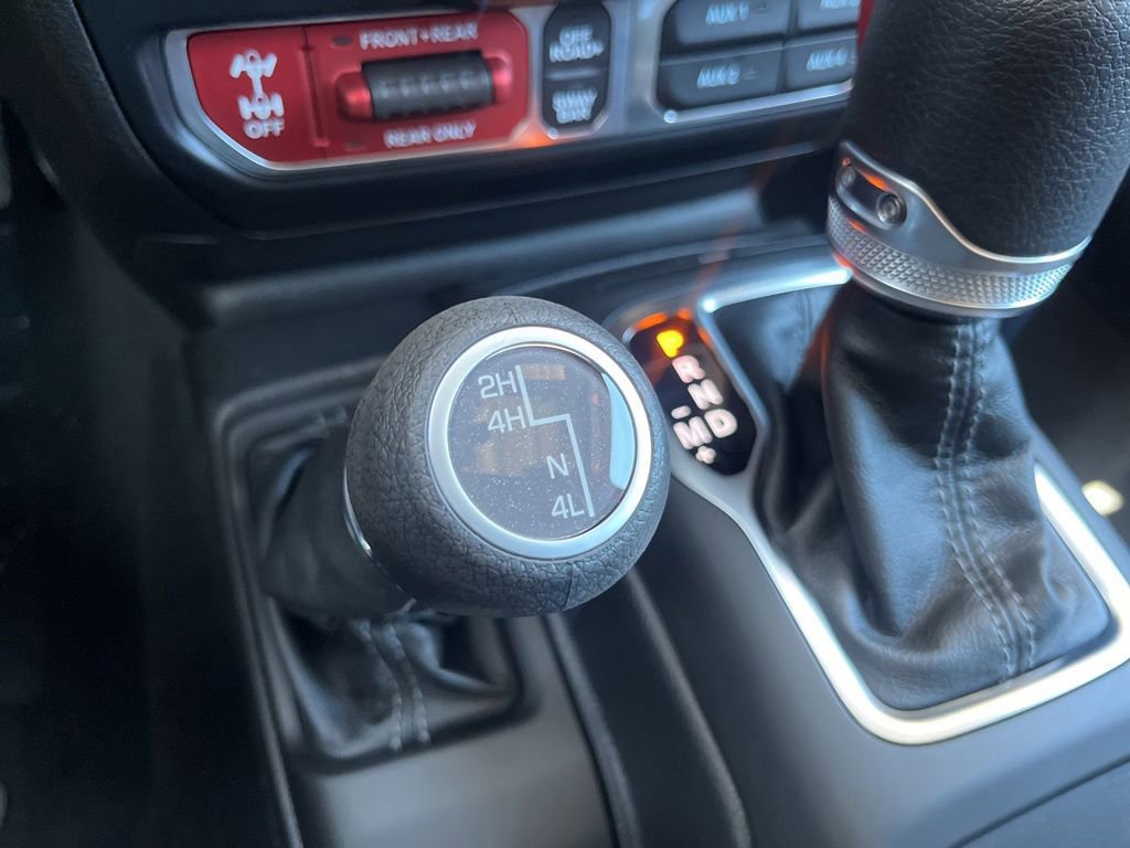 New 2026 Jeep Wrangler Unlimited Rubicon AWD/4WD image 44