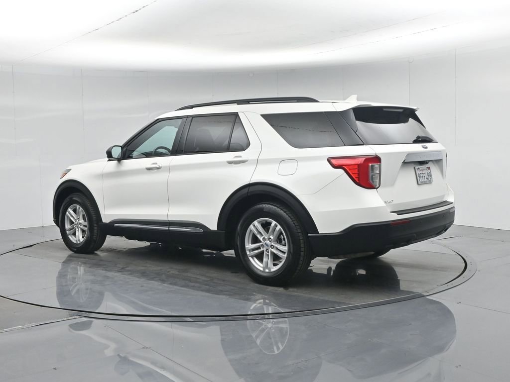 Certified 2022 Ford Explorer XLT image 7
