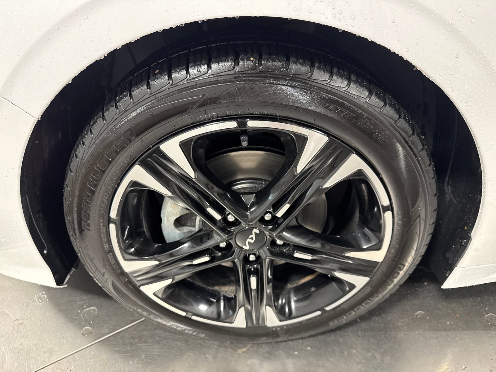 Certified 2023 Kia K5 GT-Line w/ GT-Line Premium Package FWD image 2