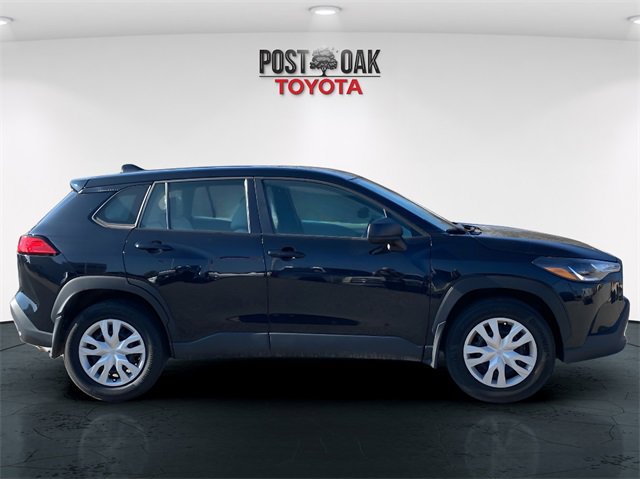 Used 2023 Toyota Corolla Cross L image 8
