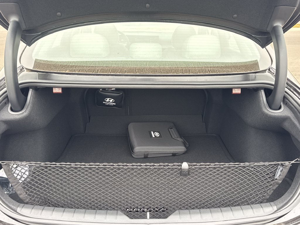 New 2026 Hyundai Sonata SEL FWD image 10