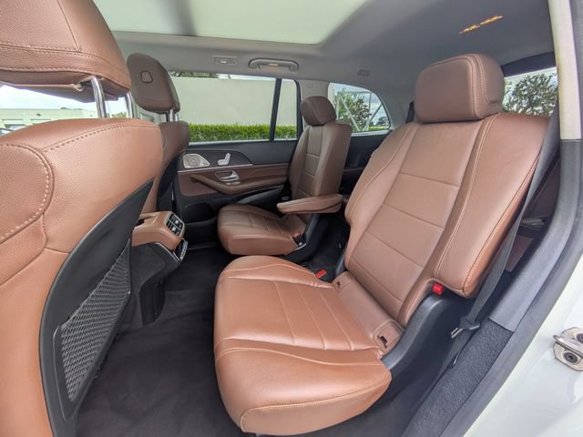 Used 2024 Mercedes-Benz GLS 450 4MATIC image 14