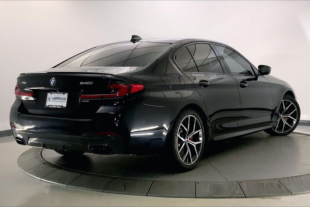 Certified 2023 BMW 540i xDrive w/ Executive Package AWD/4WD image 12