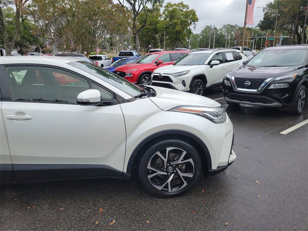 Used 2020 Toyota C-HR LE image 15