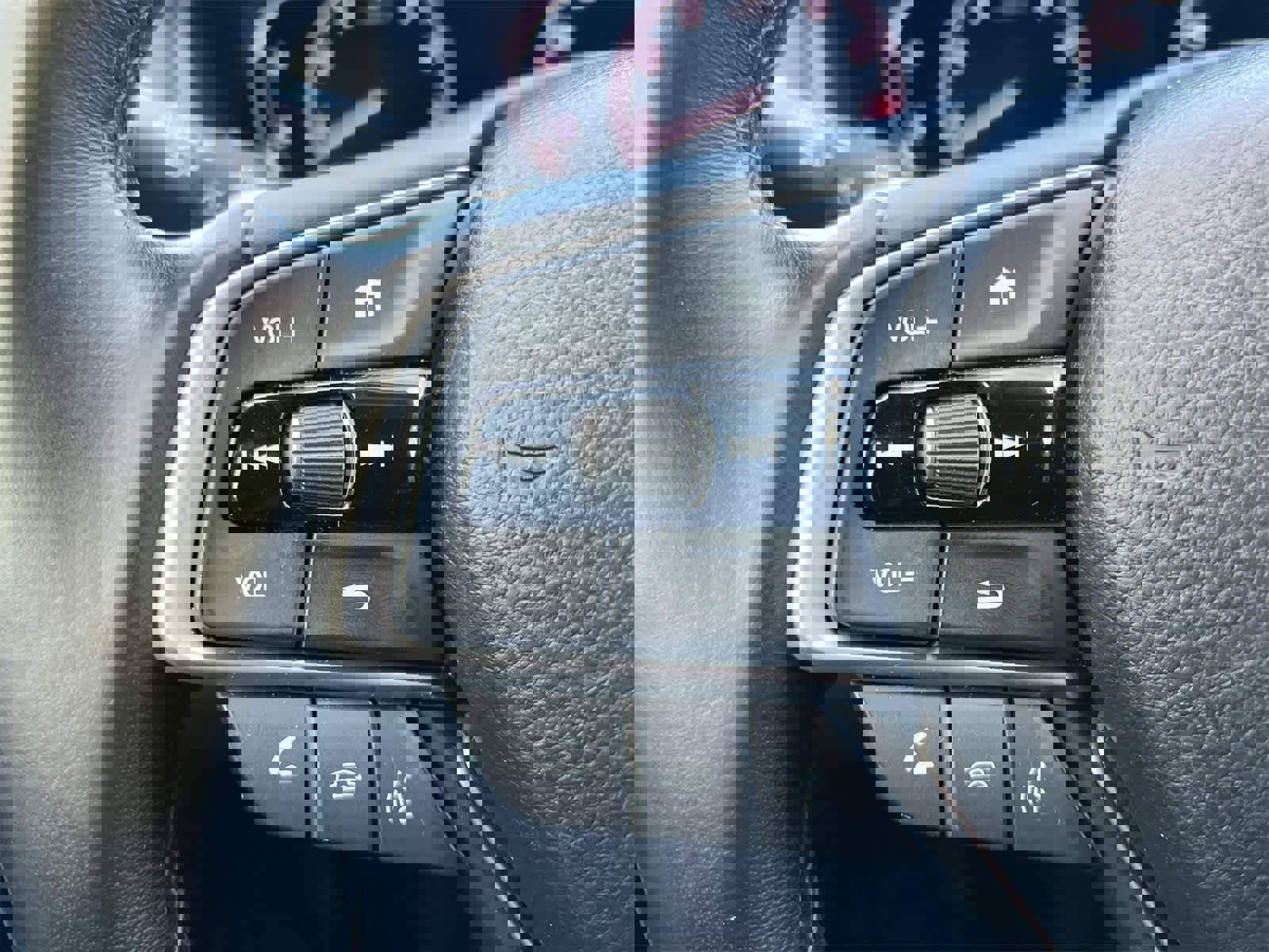 Used 2018 Honda Accord EX-L image 23