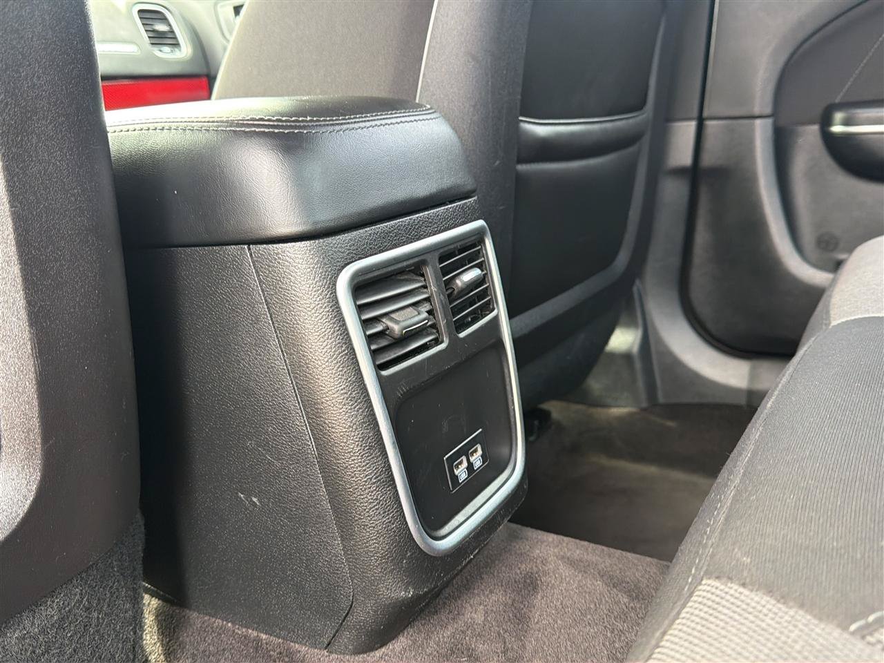 Used 2018 Dodge Charger GT AWD/4WD image 17