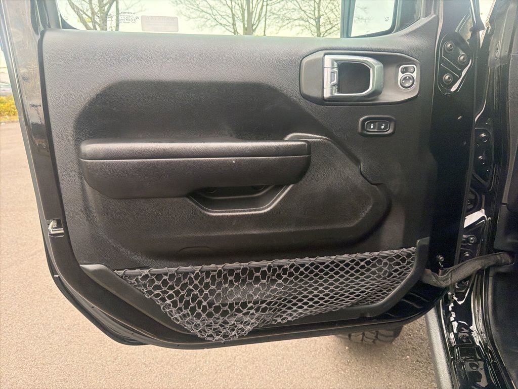 Used 2021 Jeep Gladiator Mojave image 13