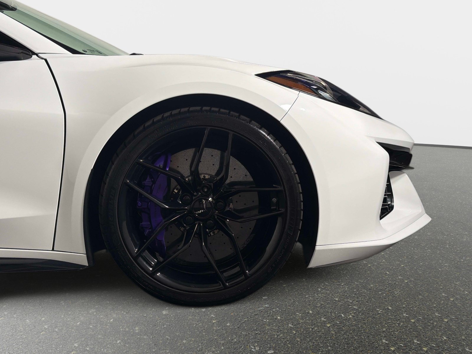Used 2025 Chevrolet Corvette Z06 RWD image 22
