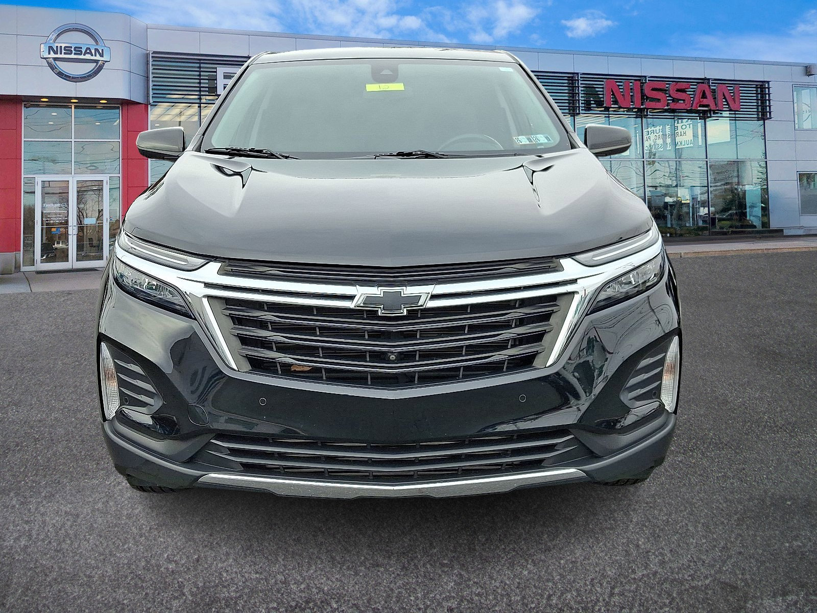 Used 2022 Chevrolet Equinox LT image 2