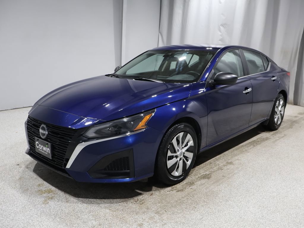 Used 2024 Nissan Altima 2.5 S image 5