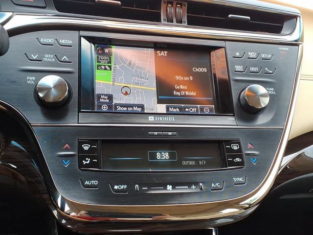 Used 2014 Toyota Avalon Limited FWD image 18