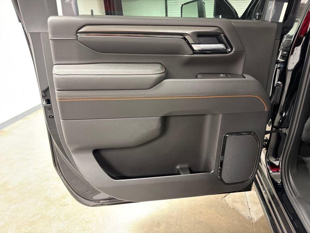 New 2026 GMC Sierra 2500 AT4 w/ AT4 Premium Plus Package AWD/4WD image 27