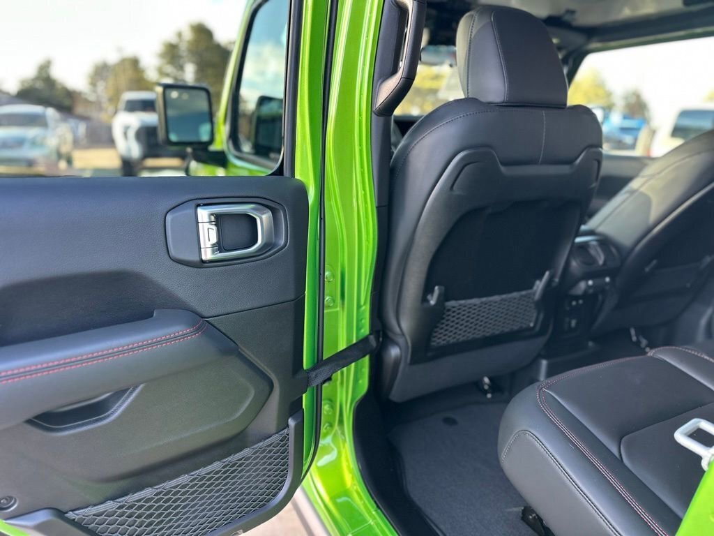 New 2026 Jeep Wrangler Unlimited Rubicon image 12