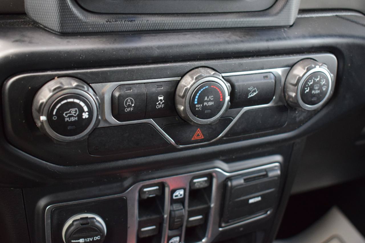 Used 2019 Jeep Wrangler Unlimited Sport S AWD/4WD image 25