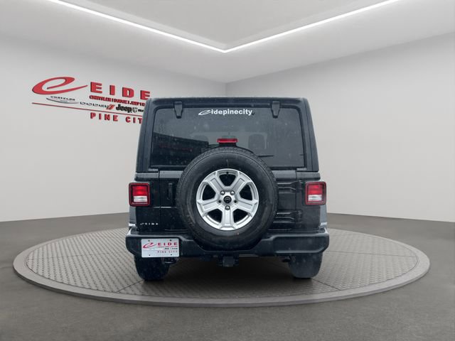 Used 2021 Jeep Wrangler Unlimited Sport image 7