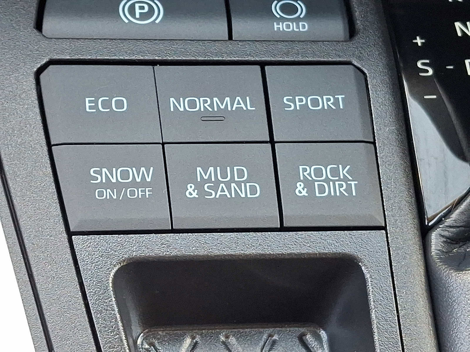 Certified 2023 Toyota RAV4 LE image 24