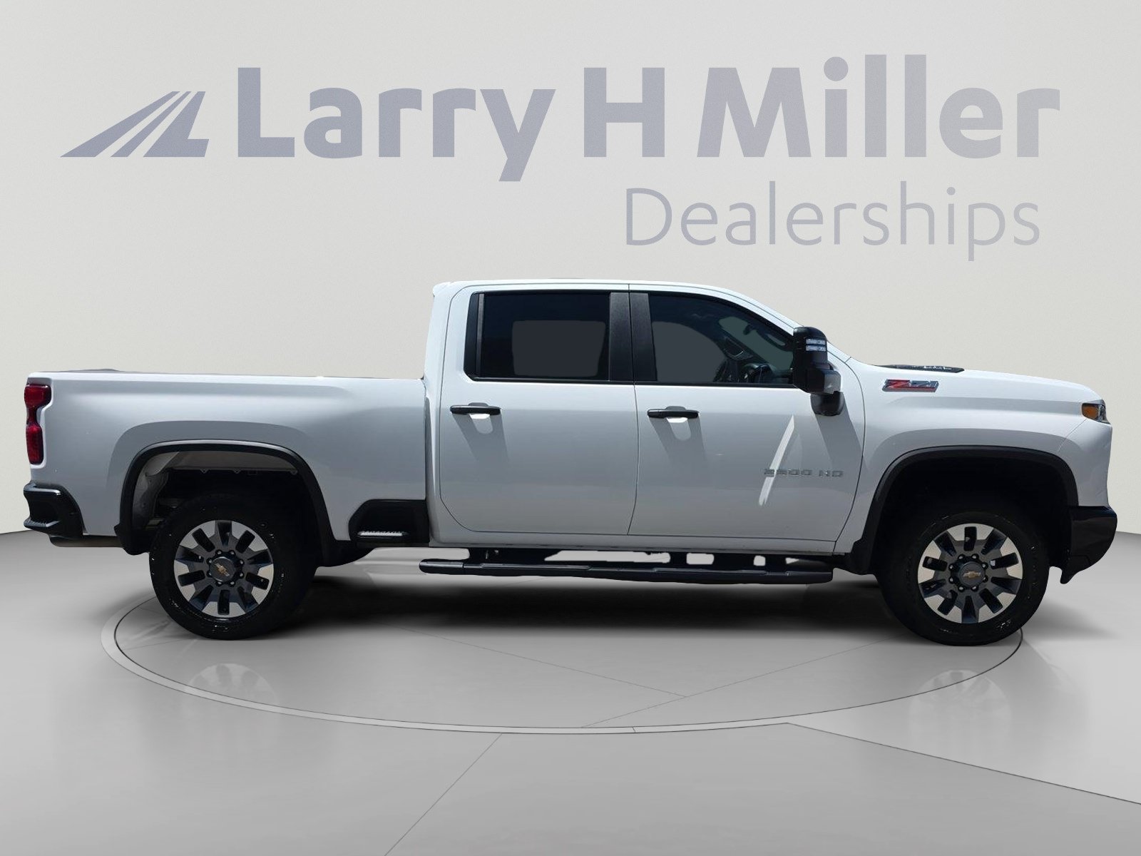 Used 2024 Chevrolet Silverado 2500 Custom w/ Custom Value Package AWD/4WD image 14