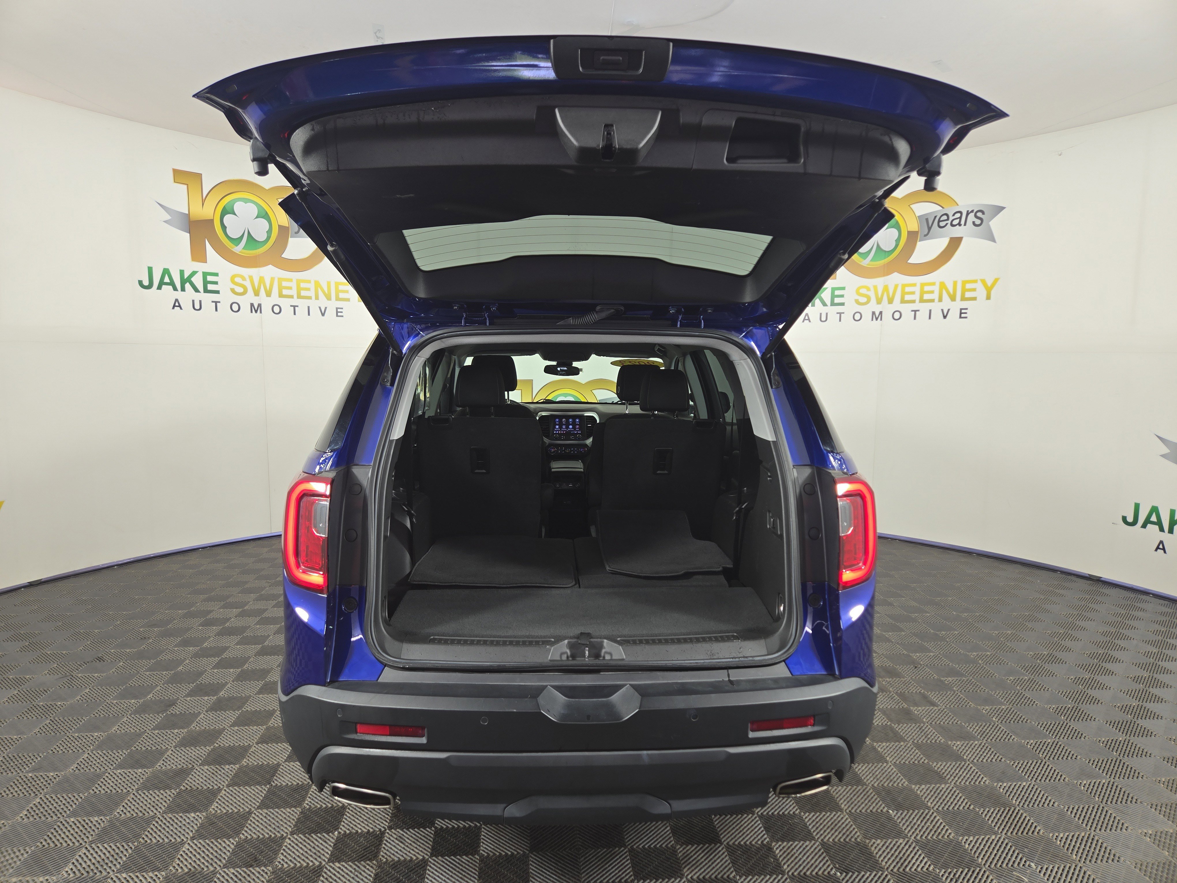 Certified 2023 GMC Acadia SLE w/ Elevation Edition image 33