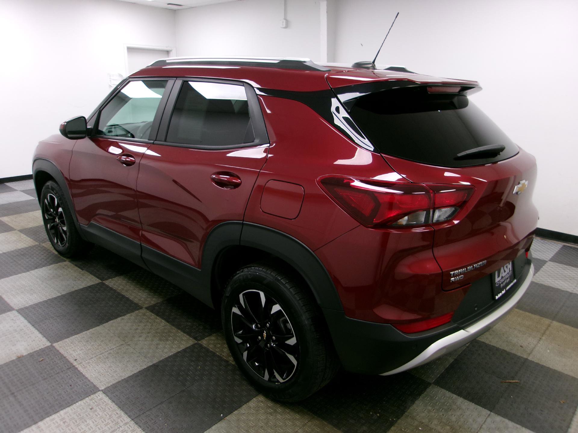 Used 2023 Chevrolet TrailBlazer LT w/ Convenience Package image 12