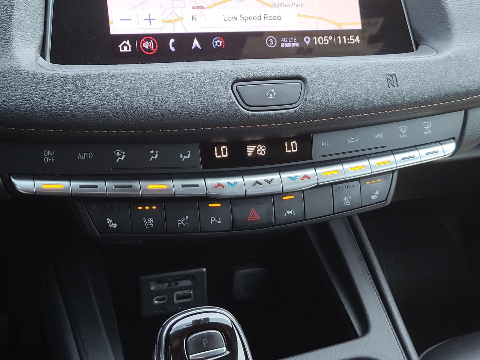 Used 2020 Cadillac XT4 Sport FWD image 30